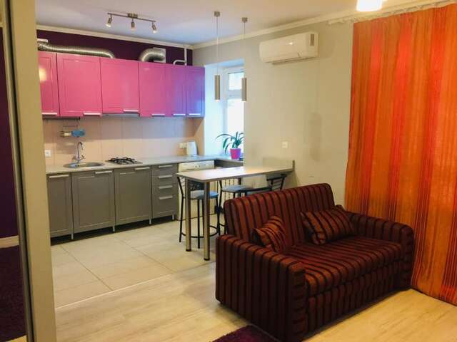 Апартаменты Квартира возле Сити центра Николаев-19